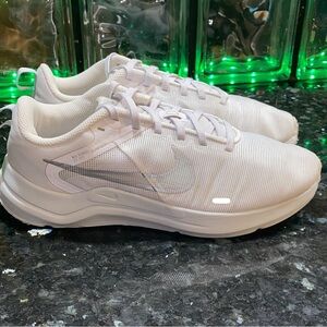 Nike Downshifter 12 Road Running Shoes Size 8.5
